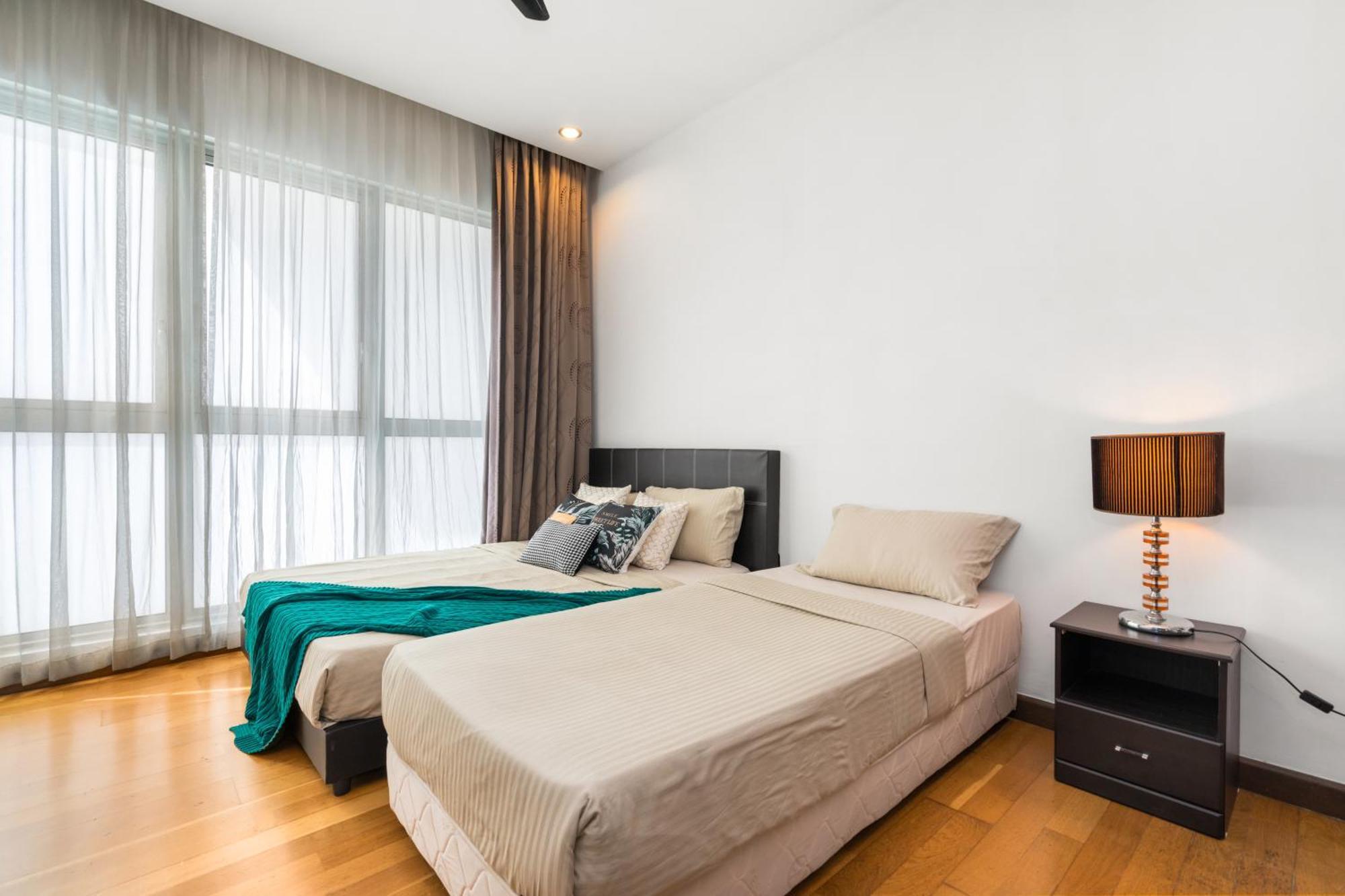 Naibnb In Regalia Apartemen