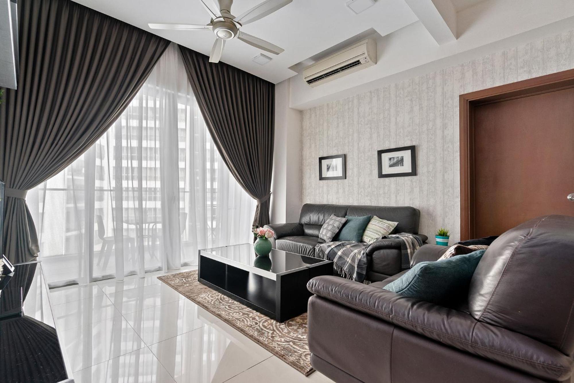 Naibnb In Regalia Apartemen Kuala Lumpur