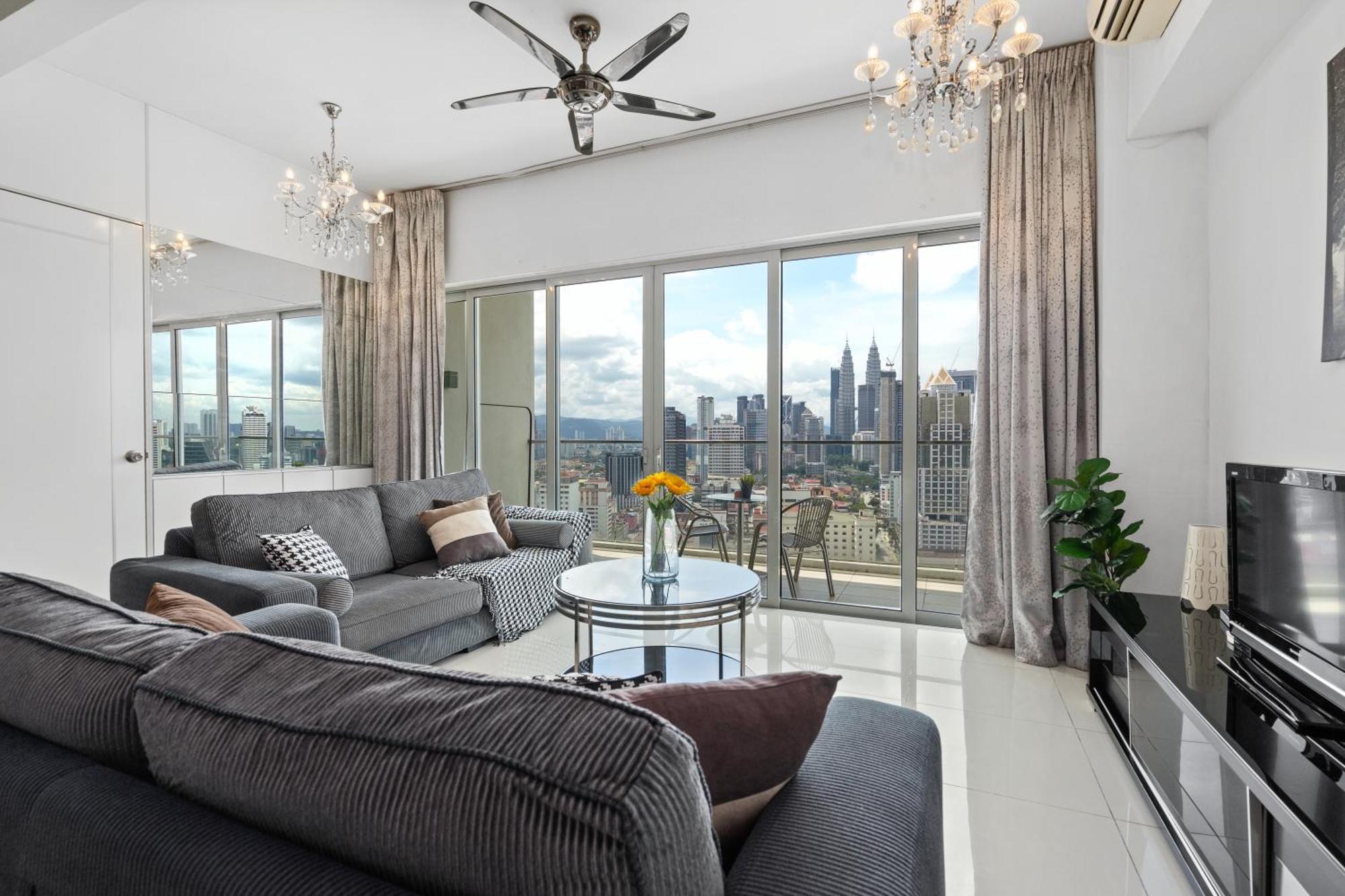 Apartemen Naibnb In Regalia *